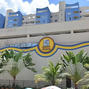 Hotel Golden Dolphin Grand 111