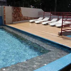 Hotel Bica Pau